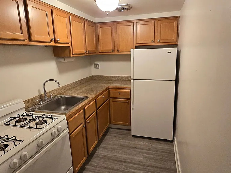 Lakeview Living! — Photo 11