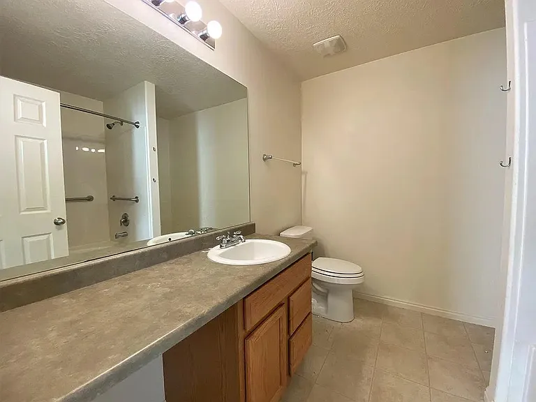 2196 E Revere Way — Photo 13