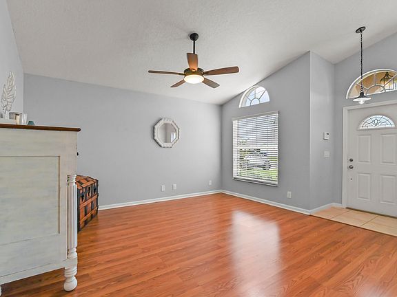5th image of 6319 Foster Street
