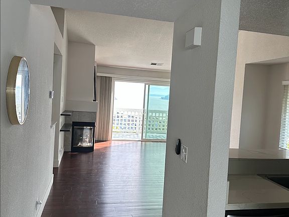 2nd image of 411 Stinson St APT 7