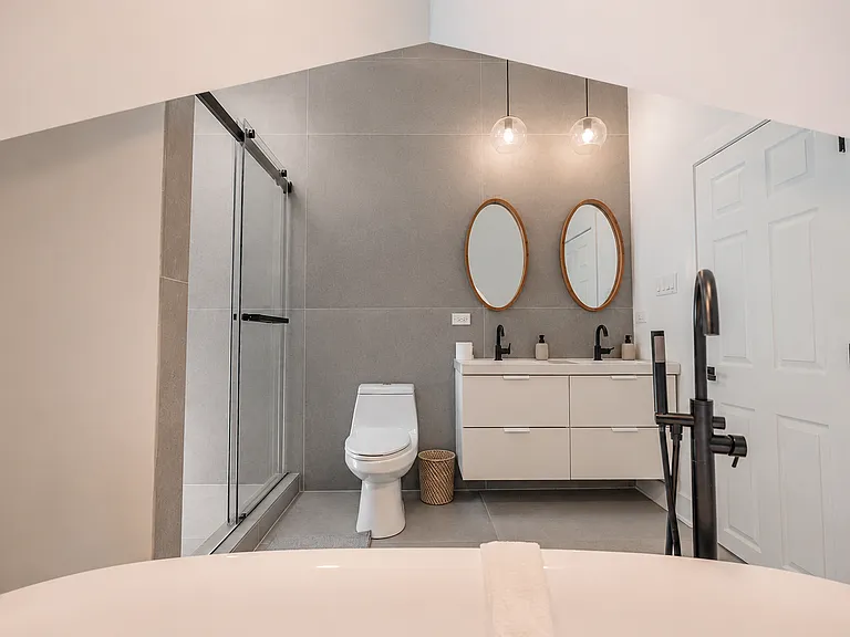 2227 N Nordica Ave — Photo 30