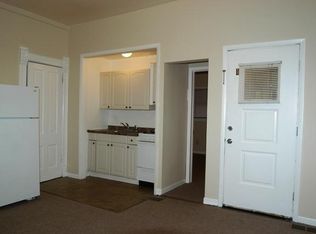 441 Addison St APT 3, Elgin, IL 60120