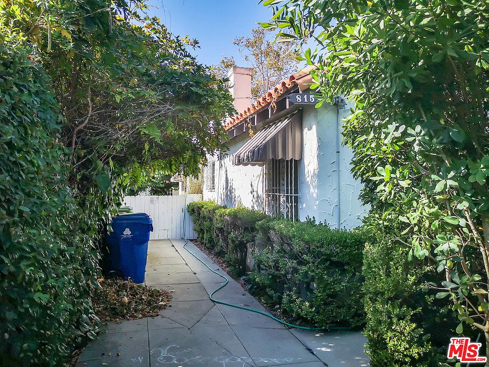 1st image of 815 N La Jolla Ave