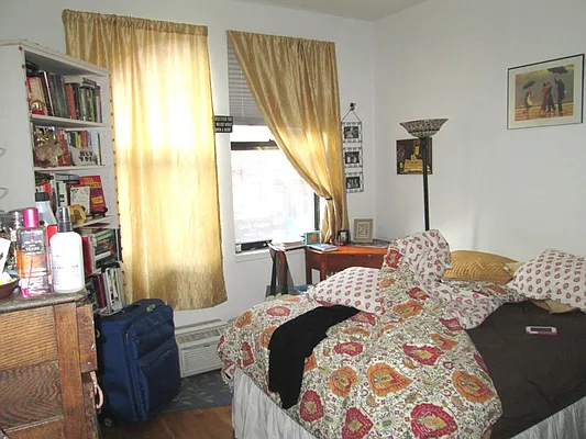 Rented by Keller Williams NYC | media 22