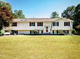 55 Blease Dr, Tewksbury, MA 01876