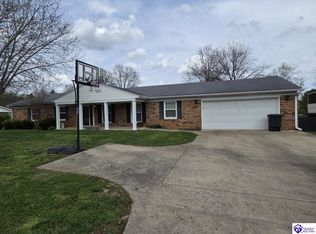 543 Charlemagne Blvd, Elizabethtown, KY 42701