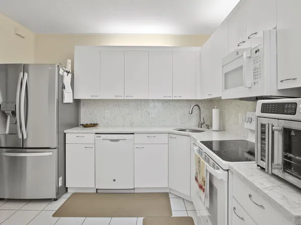 4161 Coral Tree Circle #362, Coconut Creek, FL 33073