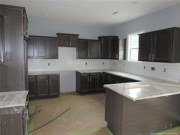 5th image of 501 Loom Dr