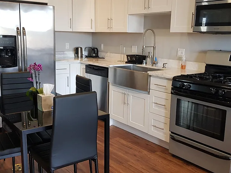 204 Valencia St #5 — Photo 2