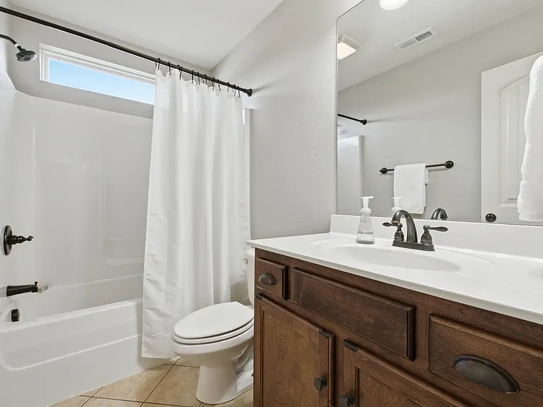 723 Windrush Loop — Photo 22