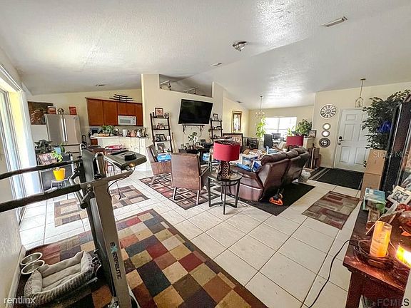 2nd image of 15R Wheatfield Dr