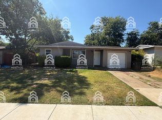 1108 E Inwood Dr, Arlington, TX 76010