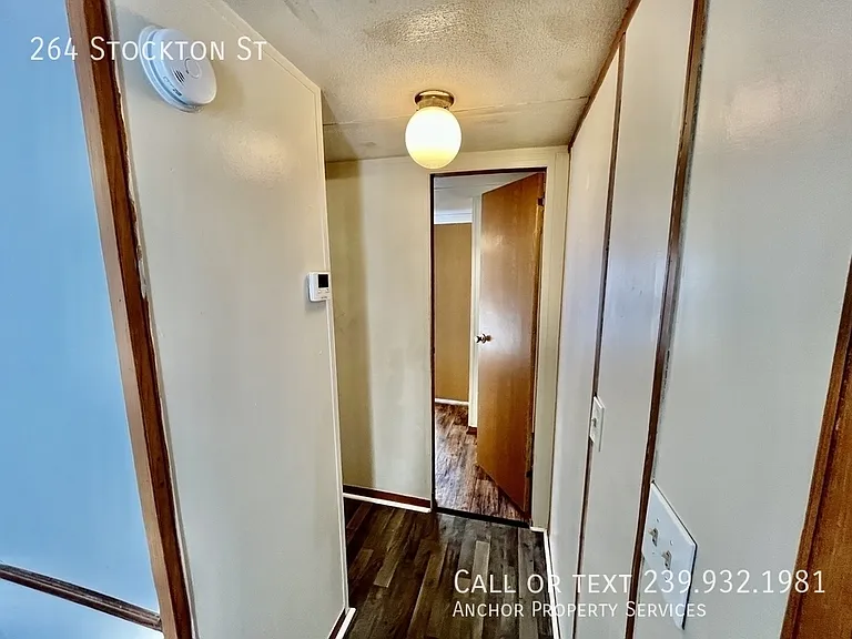 264 Stockton St — Photo 10