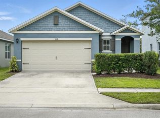 312 Charles Dr, Deland, FL 32724