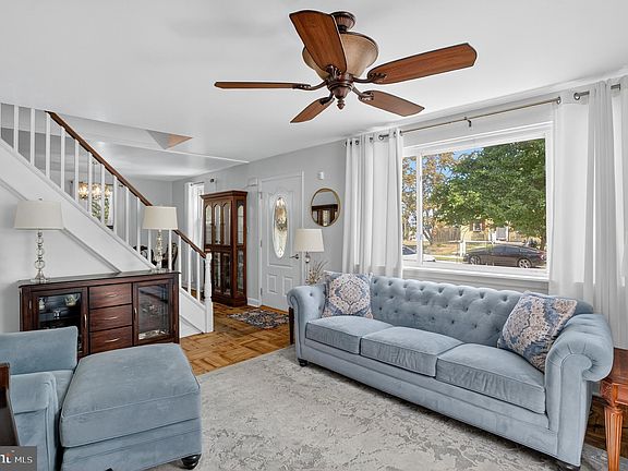 4th image of 712 Pearl Ave