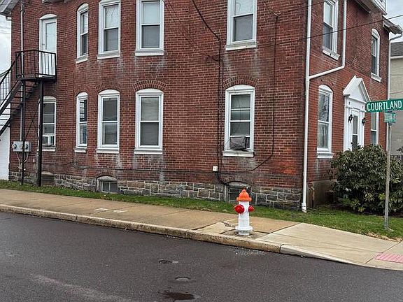 3rd image of 21 Susquehanna Ave