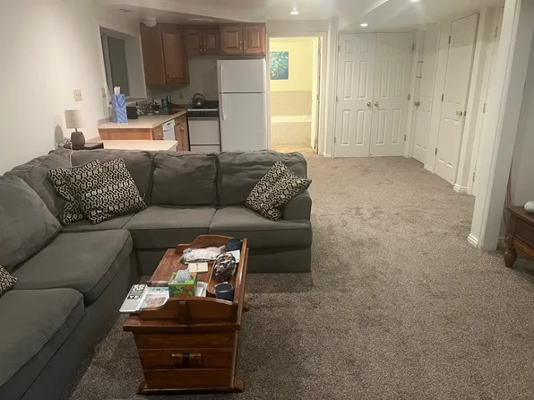 472 W Saddlewood Cir, Centerville, UT 84014