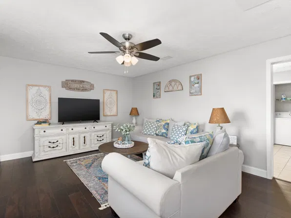 1955 Lakeshore Dr, Bean Station, TN 37708