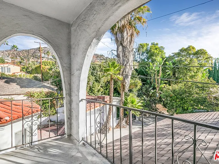1530 Valley View Rd — Photo 45