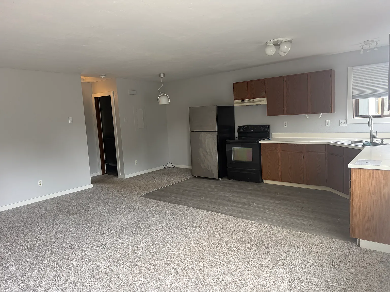 1 bed, 640 sqft, $1,400 — Photo 4