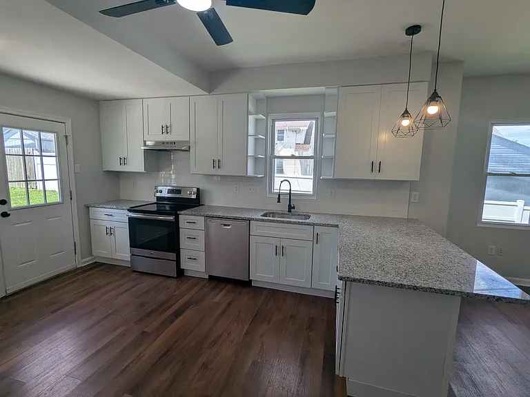 5504 Carville Ave #A — Photo 10