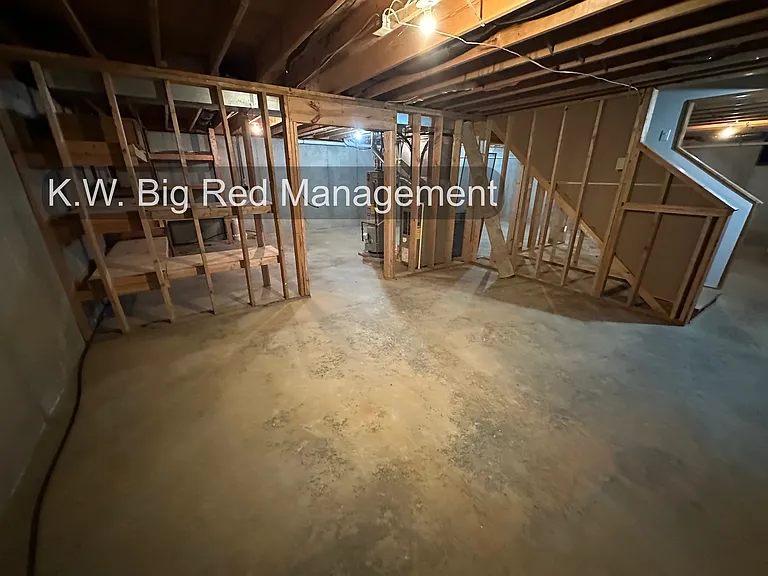 877 Skyway Dr NW — Photo 10