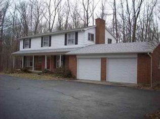 354 N Woodpecker Rd, Hagerstown, IN 47346