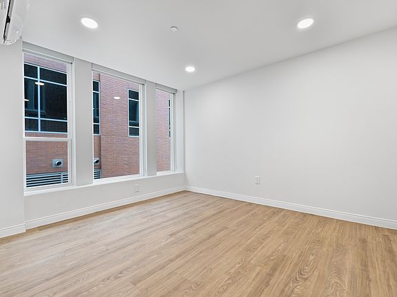 4th image of 627 Hamilton St #3