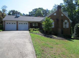 189 Elizabeth Dr, Ridgeway, VA 24148