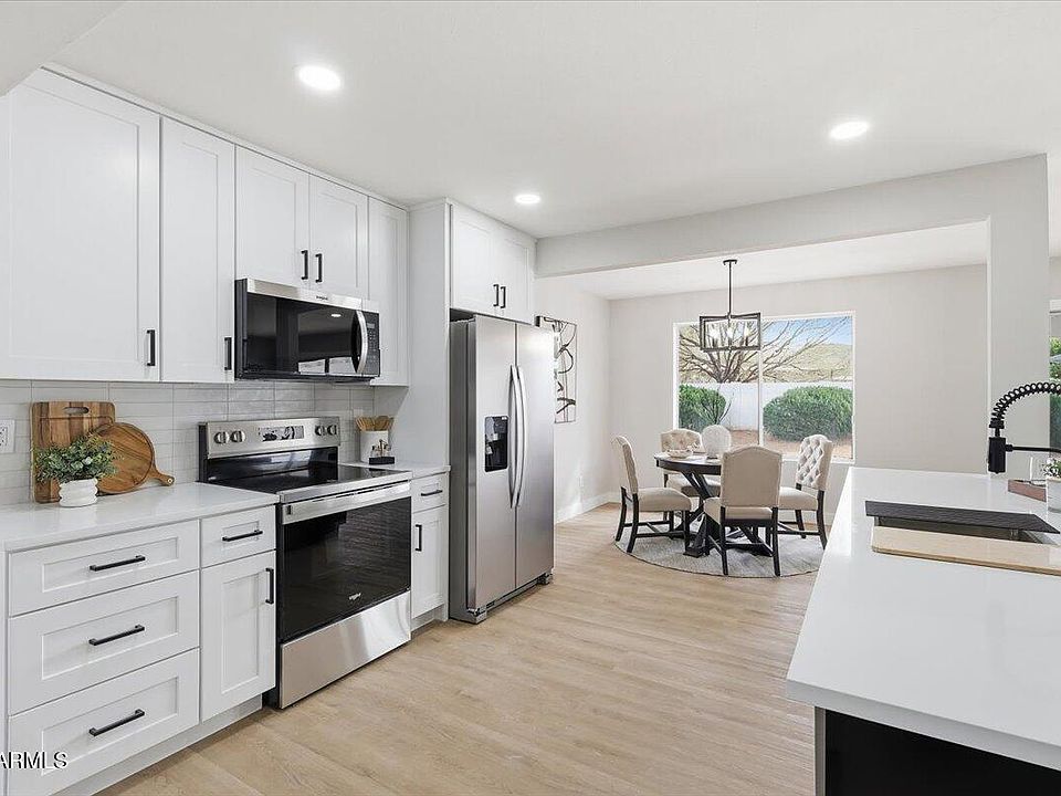 1st image of 527 E TAM OSHANTER Drive