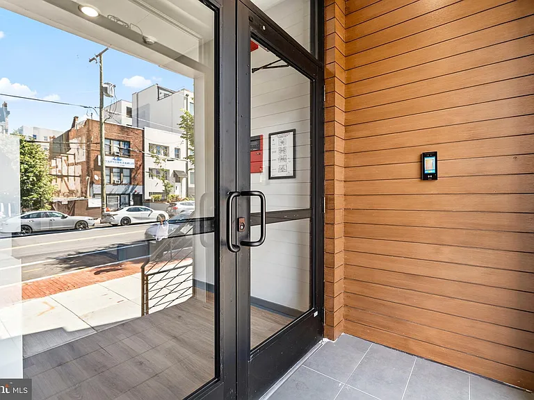 710 Kennedy St NW #30 — Photo 29