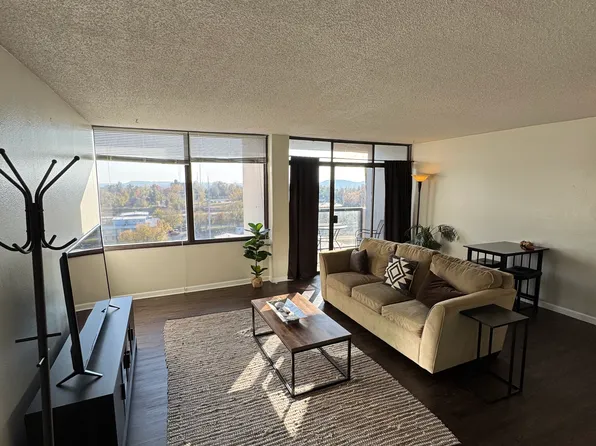 450 W 7th St, Tulsa, OK