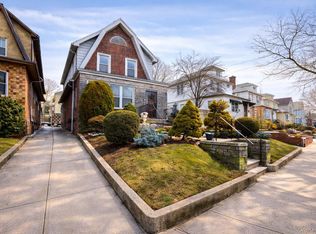 1813 Willow Lane, Bronx, NY 10461