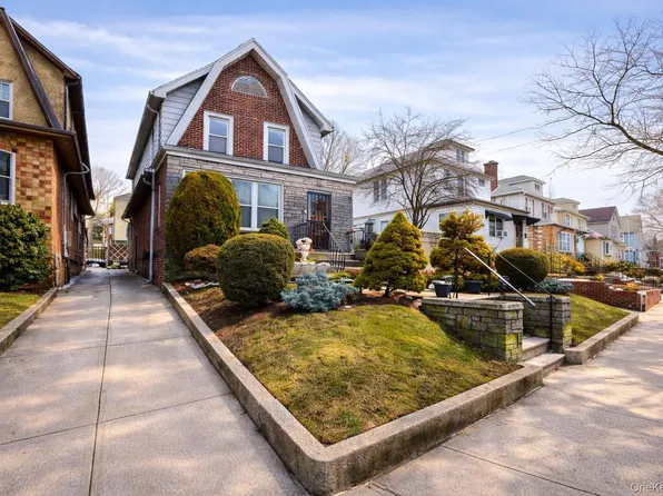 1813 Willow Lane, Bronx, NY 10461