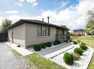 252 Mud St E, Hamilton, ON L8J3C5
