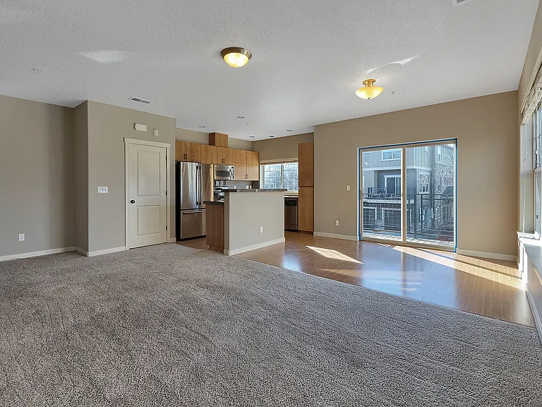 780 NE Adwick Dr — Photo 4