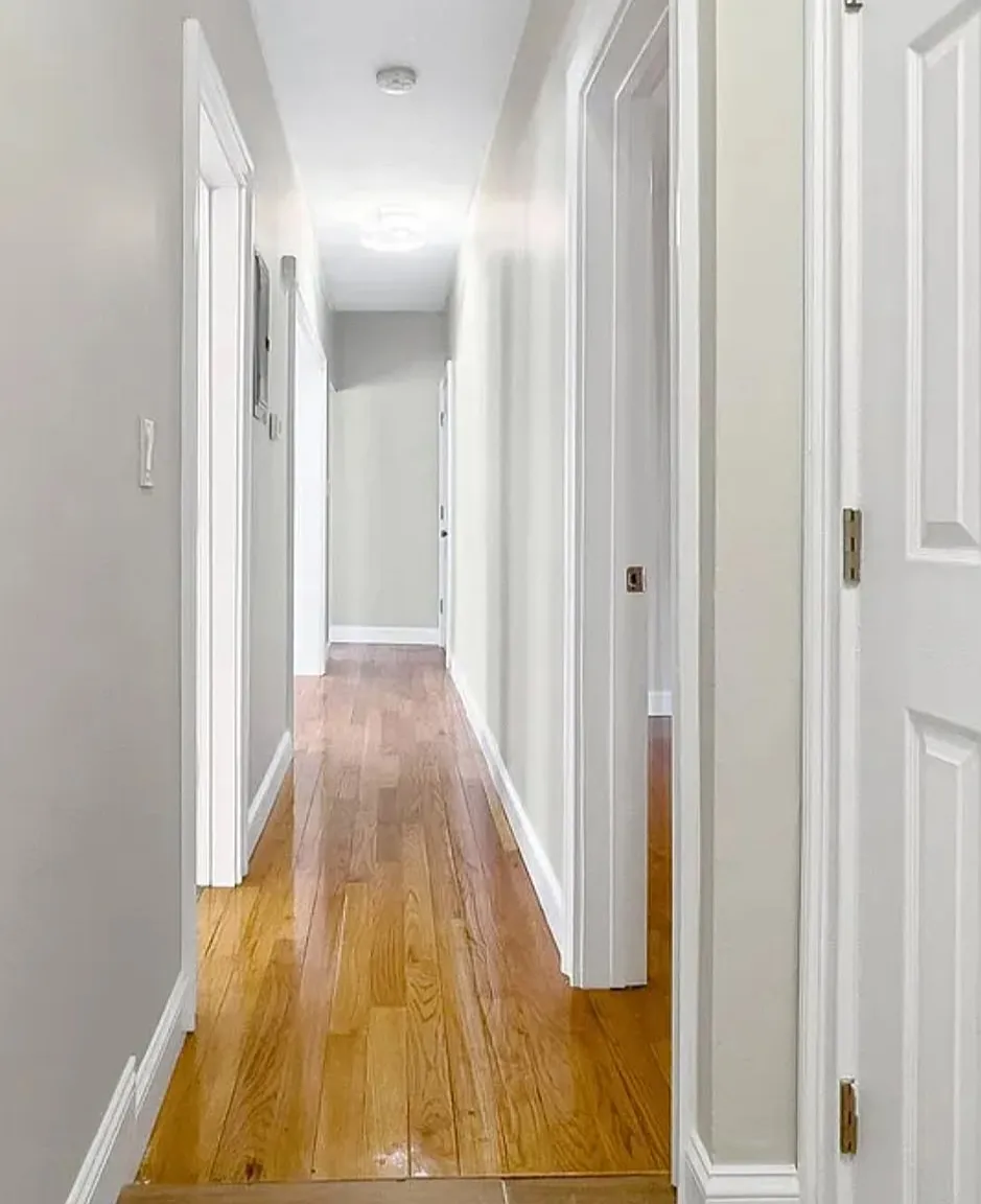 3 bed, 960 sqft, $3,400 — Photo 1