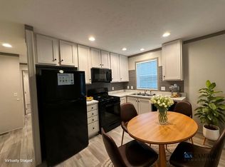 1080 Revere Ln, Kalamazoo, MI 49009