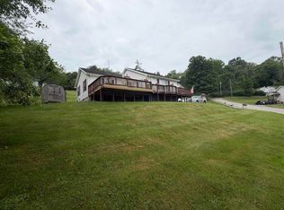 135 Wabash Ave, Belington, WV 26250