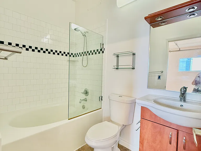 312 W 5th St #1205 — Photo 20