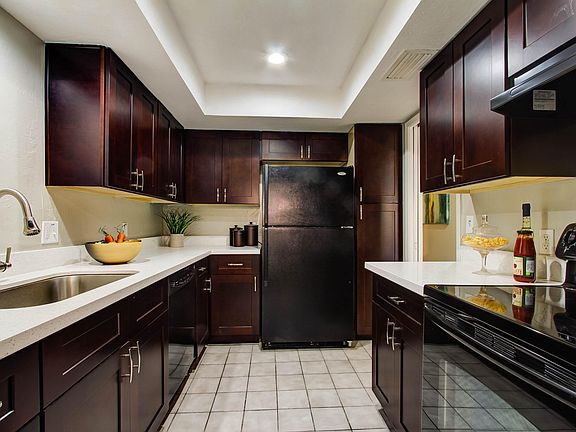 4th image of 6533 N 7th Ave Unit 33