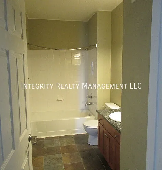 3035 Blue Sky Cir #10-204 — Photo 8