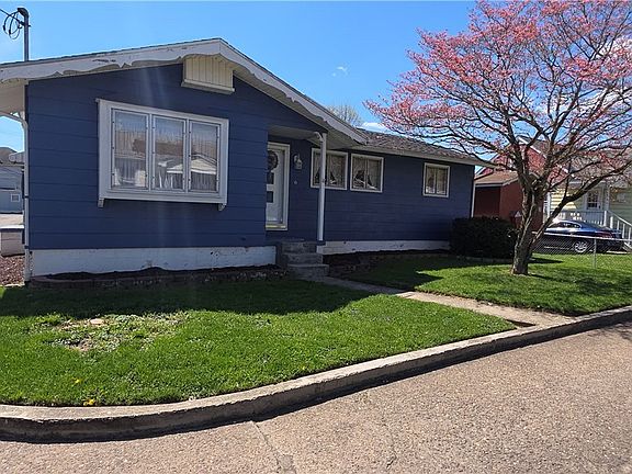 2nd image of 6 Thompson Ln