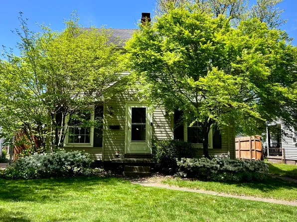 3711 Elmhurst Rd, Toledo, OH 43613