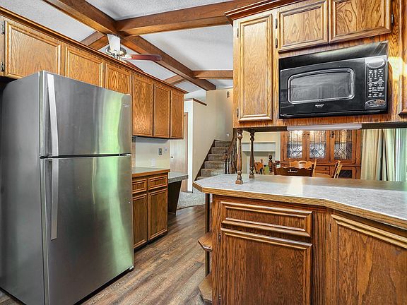 4th image of 3165 Honeywood Dr SW