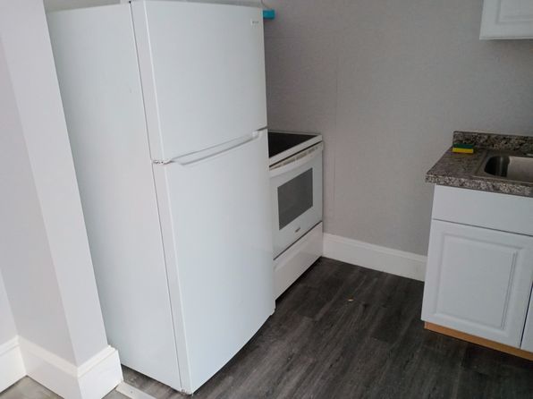 184 Sigourney St #B6