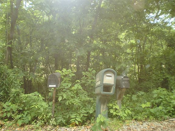 2nd image of Prairie Creek North Rd