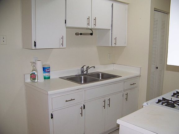 5th image of 1103 Cypress Gardens Blvd APT 42