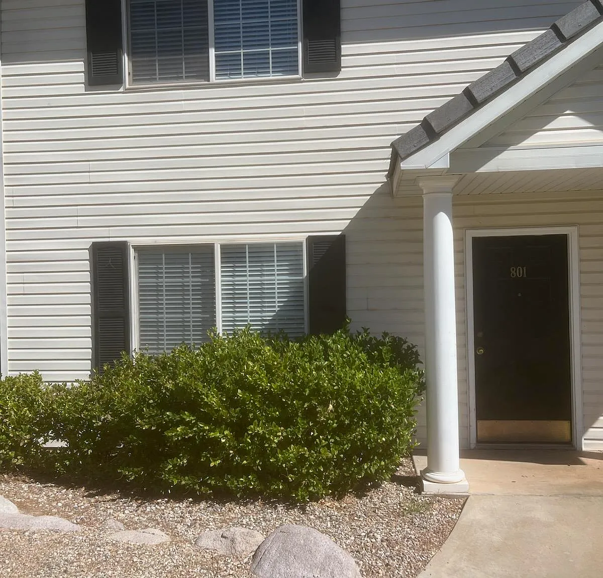 R652 - 1735 W 450 N #801 — Photo 1