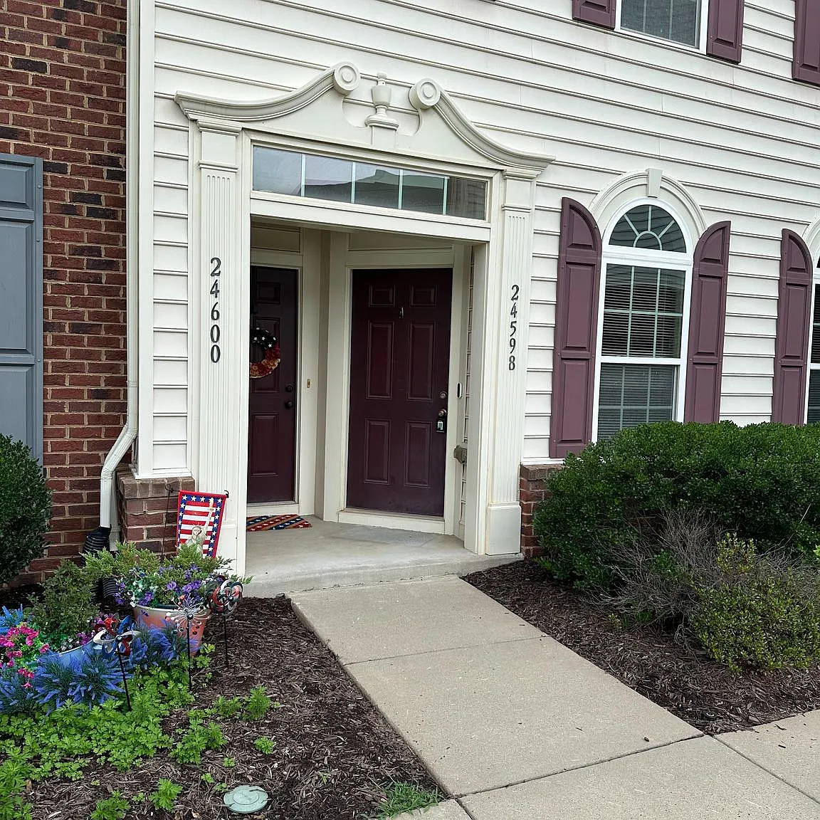 Arcola Town Center Condo — Photo 2